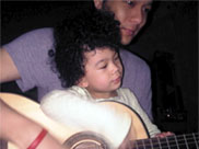 http://theurbanmama.com/pics/featured/2009/12/yudhistira-juwono-th.jpg