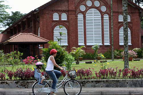 cycling around tanglin village